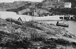 Straumesundet bru Bildoy Straume Olai Schumann Olsen 1930.jpg