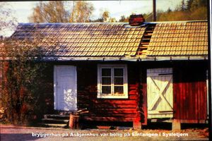 Stua på boplassen på Eintangen.jpg