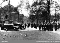 Uroligheter i Studenterlunden i 1943. Foto: Ukjent (1943)