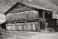 80. Sulheim Øvre, Uppigard Sulheim, Oppland - Riksantikvaren-T124 01 0297.jpg