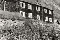 81. Sulheim Øvre, Uppigard Sulheim, Oppland - Riksantikvaren-T124 01 0298.jpg