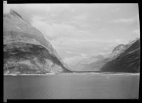 38. Sundalsøren - no-nb digifoto 20151105 00150 NB MIT FNR 06557B.jpg