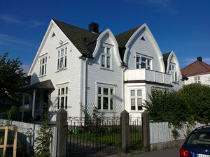 Sveins gate 15 (Larvik).jpg