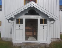 Inngangsparti, Svene kirke. Foto: Stig Rune Pedersen