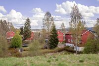Vertikaldelte svenskehus i Karl Flods vei. Foto: Leif-Harald Ruud (2015)