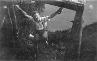 Sverre i bukken på stupet av Furuhauggjelet i 1951.