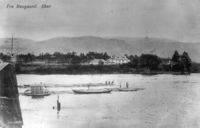 Tømmerfløting i Drammenselva (Storelva) ved Hokksund.