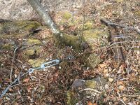 Kabel til tønneheisen nederst i Krokkleiva ved gjenstående mast.