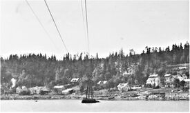 Sett mot sørvest: Den siste av bukkene for taubanen før den når «Vinkelen» som vender retningen slik at den kommer fram til «Baillbua» mot venstre. Foto: Egge historielag (1930-åra).