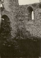 10. Tautra kloster, Nord-Trøndelag - Riksantikvaren-T372 01 0076.jpg