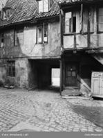 Teatergata nr. 4 og 6. Foto: Leif Ørnelund (1963)