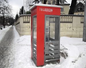 Telefonkiosk "Riks" Oslo 2013.jpg