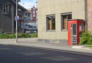 Telefonkiosk Kirkegata 45 Lillehammer.jpg