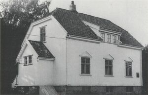 Telefonsentral Botne Kirkøy.jpg