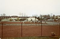 Utvidelse fra to til fire tennisbaner 1985.