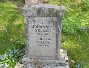 Thekla Sellæg gravminne Oslo.jpg