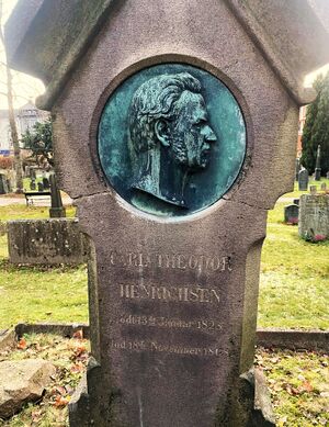 Theodor Henrichsen gravminne Oslo.jpg