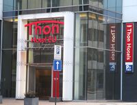 Thon Hotel EU i EU-kvarteret i Brussel (Wetstraat/Rue de la loi 75), er eitt av Thon-kjeden sine hotell i den belgiske hovudstaden. Foto: Stig Rune Pedersen (2024)