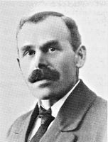 105. Thore Kristian Kvendseth, bokbindermester.jpg