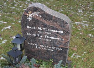 Thorleif Johannes Thomassen gravminne Oslo.jpg