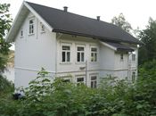 Tidligere offisersboliger på Håøya. Foto: Stig Rune Pedersen