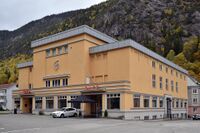 Storstulgata 1, Rjukanhuset, tidligere Folkets hus. Foto: Roy Olsen (2022).