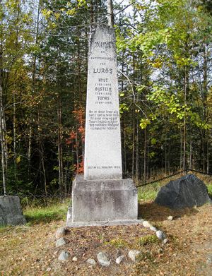 Tinn Luraas monument 2012.jpg