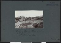 137. Tjølling, Rauer, Vasholmen. Utslepen rende - no-nb digifoto 20160317 00365 bldsa NGU0046.jpg