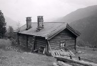 7. To øvre, Tho øvre, Telemark - Riksantikvaren-T170 01 0004.jpg