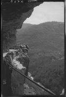 35. Tokagjelet, Norheimsund - no-nb digifoto 20151020 00177 NB MIT FNR 03072.jpg