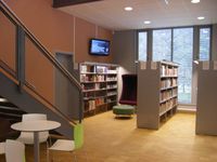 Interiørbilder fra det nye Tokke bibliotek.