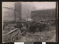Utgraving av tomta. Foto: Ukjent (1914).