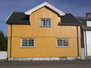Tordenskjolds gate 17 (Larvik).jpg