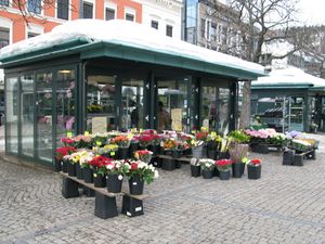 Torghandel på Bragernes torg.JPG