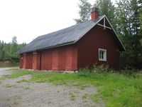 Uthuset på Torshaug med vindauge til fjøset. (Foto: Olav Momrak-Haugan, 2011)