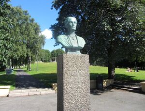 Torshovparken byste Fernanda Nissen 2013.jpg