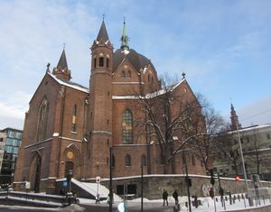 Trefoldighetskirken Oslo 2012.jpg