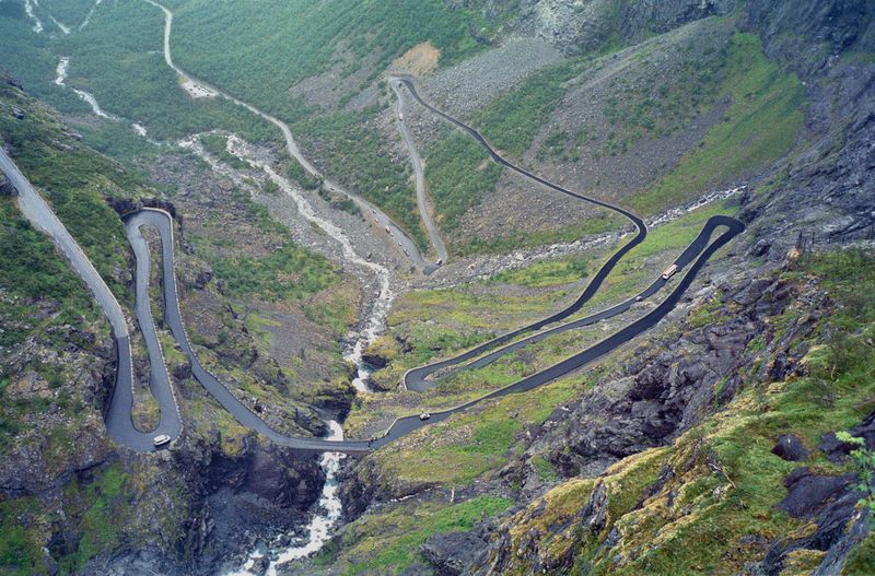 Fil:Trollstigen 2004.jpg