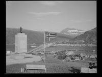 12. Tromsø - no-nb digifoto 20150120 00063 NB MIT FNR 20048.jpg