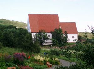 Trondenes kirke juli 2006.JPG