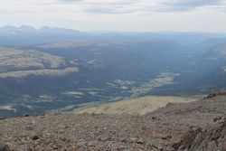 Utsikt fra toppen av Tron. Foto: Chris Nyborg (2014).