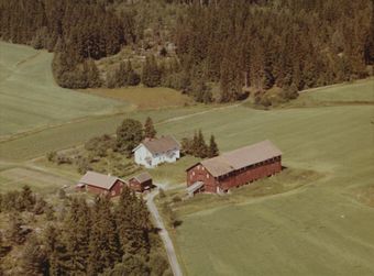Tronrud gård, Burud (Skotselv) - WF470.jpg