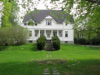 Motiv fra Trosterudvillaen med hage. Foto: Stig Rune Pedersen