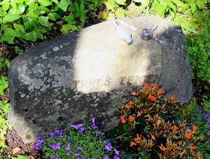 Truls Teigen gravminne Østre gravlund.jpg