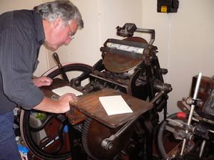 Trykkpresse fra 1895.jpg