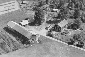 Tuhus, Tankerud gnr. 57.3 Eidskog 1952.jpg