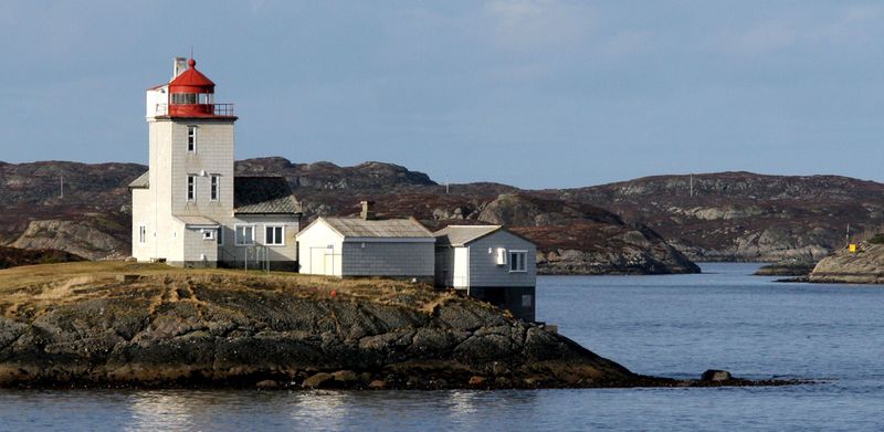 Fil:Tyrhaug Fyr.jpg
