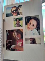 Minnebok i Hegnhuset på Utøya. Synne Røyneland 18 år fra Oslo. s. 2. Foto: Eva Rogneflåten 2022