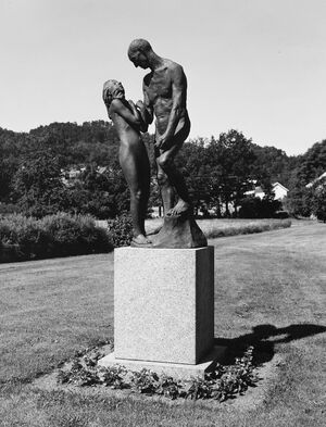 Statue av Gustav Vigeland. Viser en gammel mann og en ung pike.