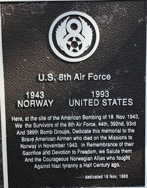US 8th Air Force 1943.jpg